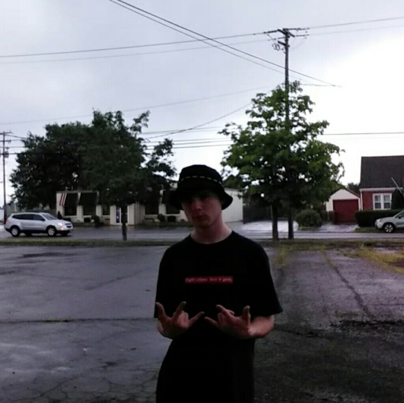 Meet your Posher, Dan - Picture 8 of 8